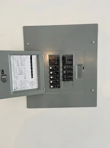 Electrical panel inspection service